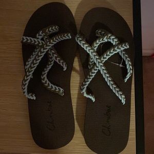 Women’s flip flops